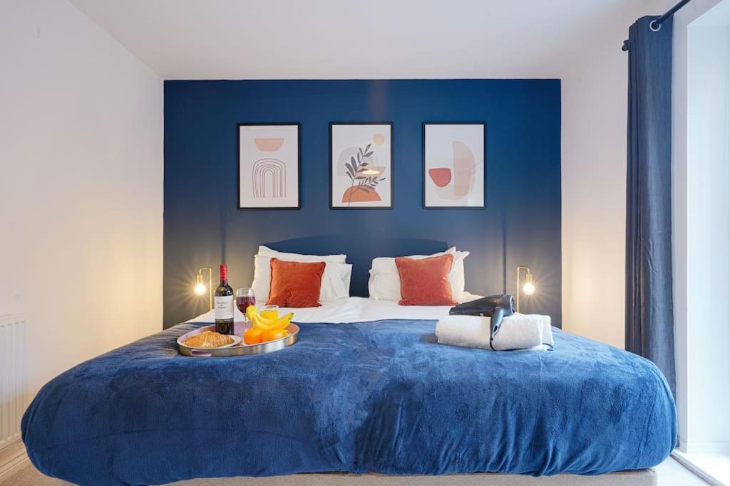 Luxury Campbell Park Apartments In Central Mk With Balcony, Free Parking & Smart Tv With Netflix By Yoko Property Milton Keynes Exteriör bild
